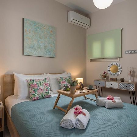 Floral Beach Apt With Lux Extras & Special Treats コリンバリ エクステリア 写真