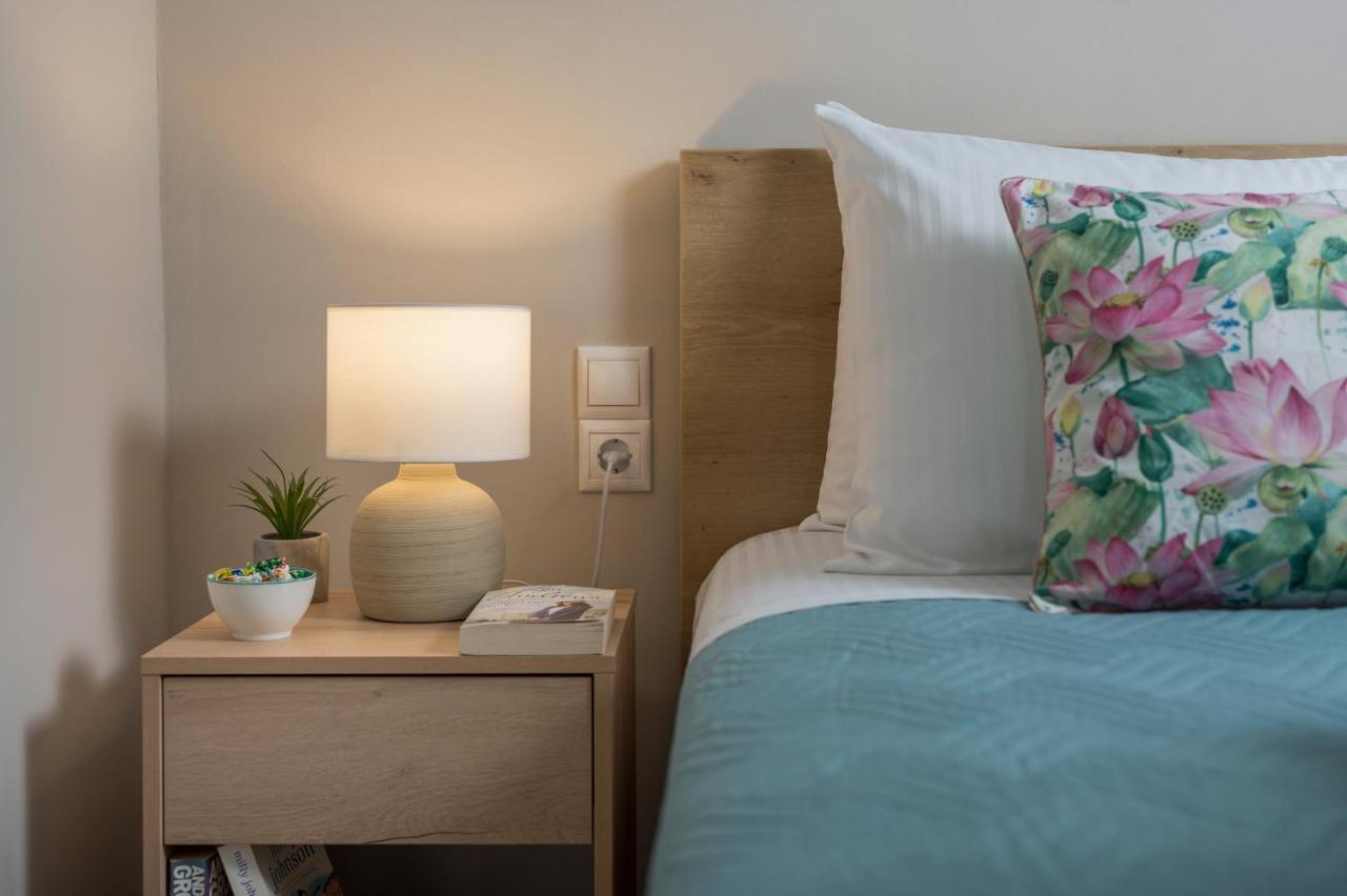 Floral Beach Apt With Lux Extras & Special Treats コリンバリ エクステリア 写真