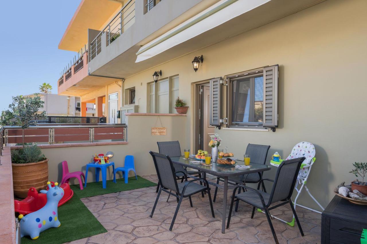 Floral Beach Apt With Lux Extras & Special Treats コリンバリ エクステリア 写真